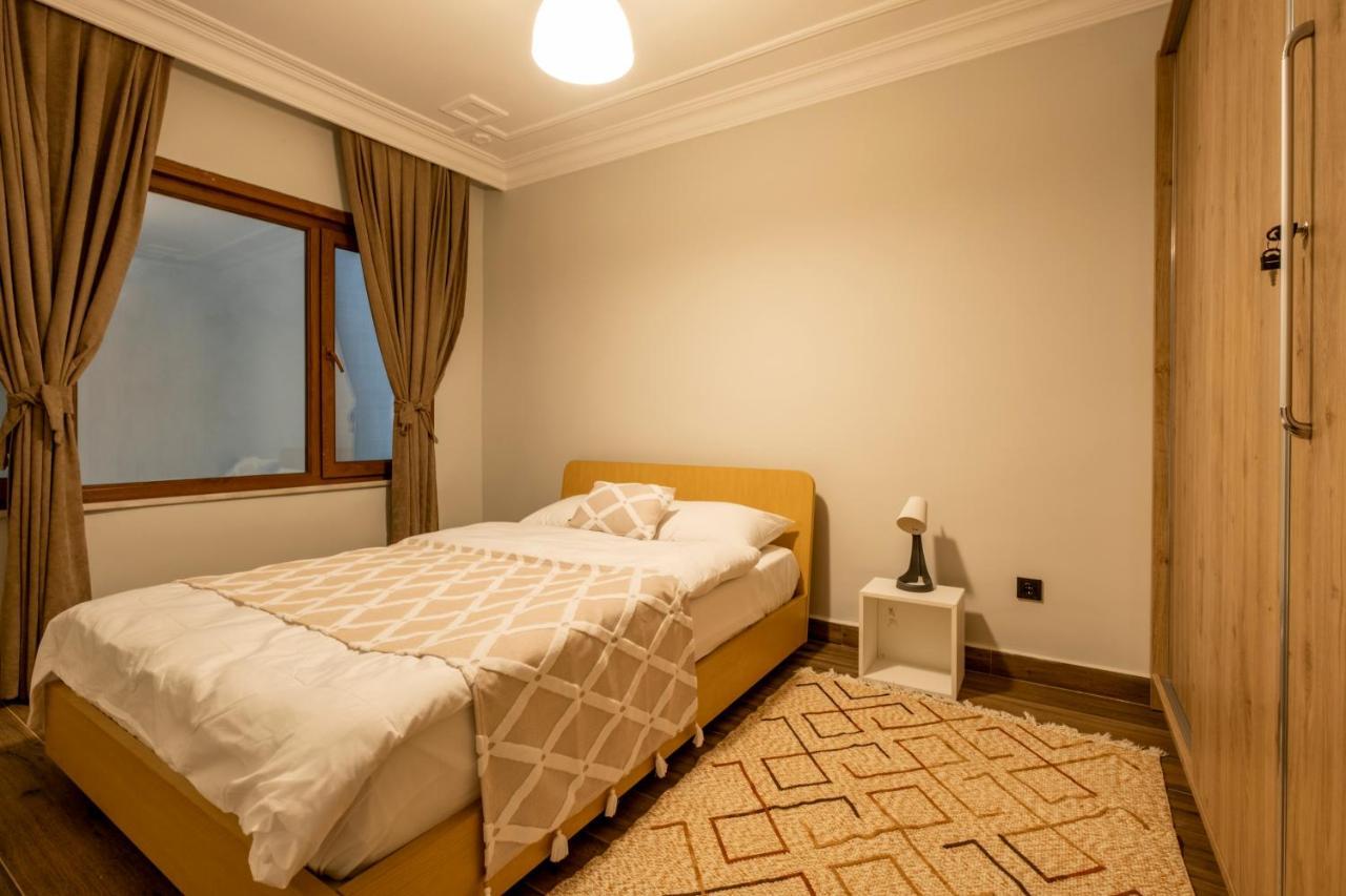 Ferienwohnung Spacious And Comfy 2Br In The Heart Of Cihangir Istanbul Exterior foto