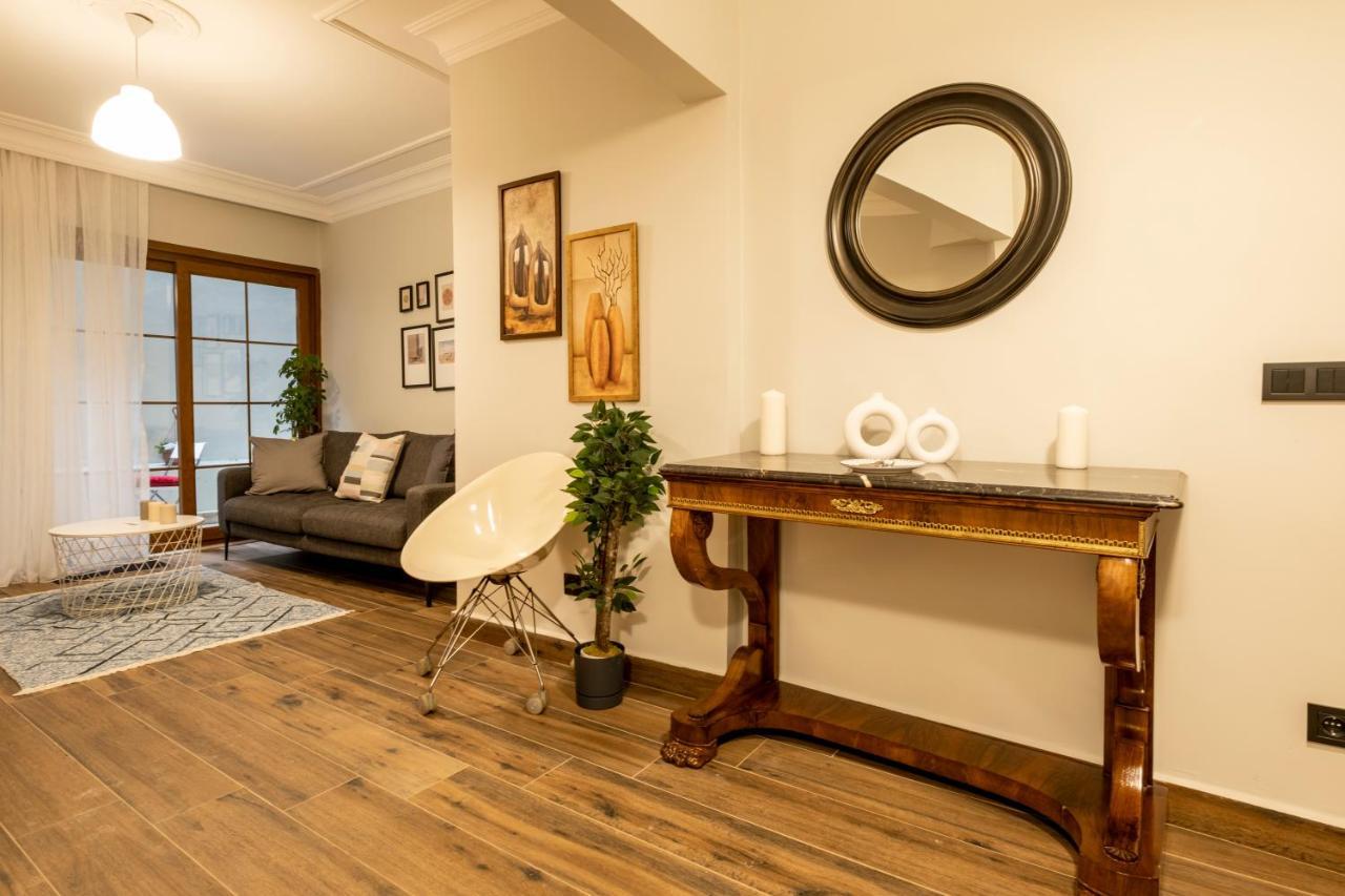 Ferienwohnung Spacious And Comfy 2Br In The Heart Of Cihangir Istanbul Exterior foto